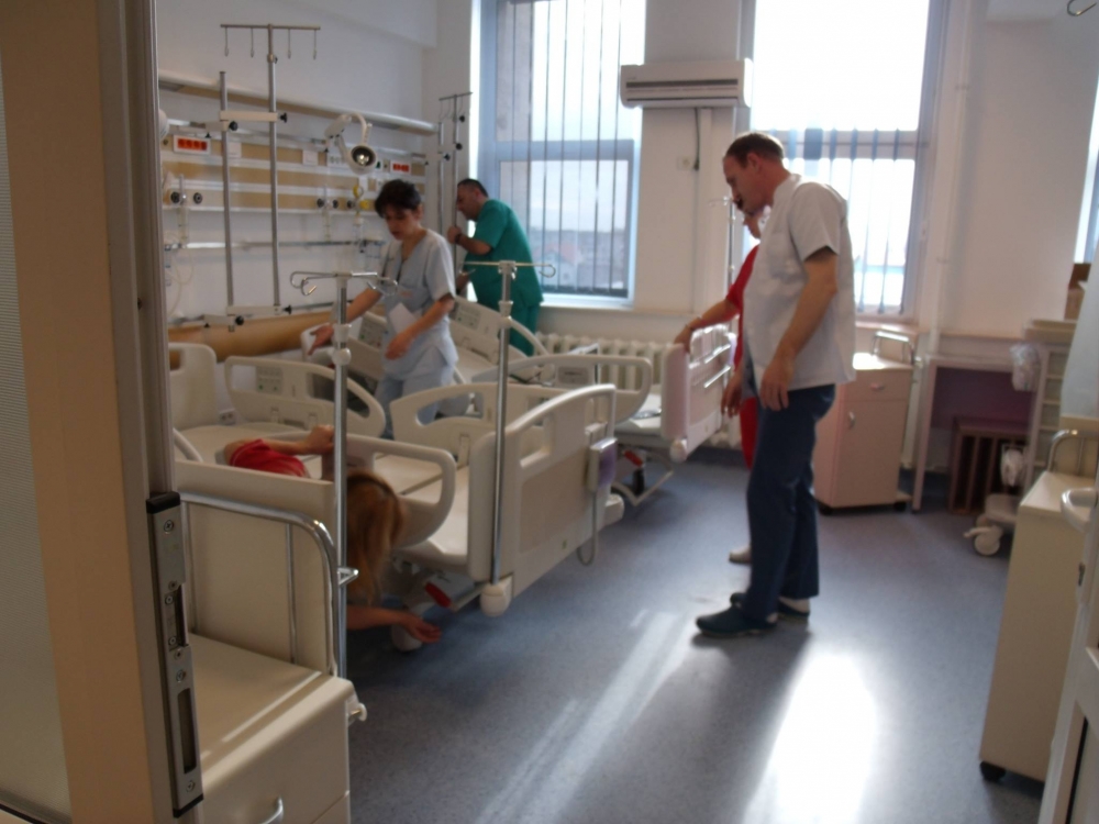 Medicii bucureșteni au început să opereze în noua secție de chirurgie a Spitalului Județean Constanța - sectiechirurgie-1390396460.jpg