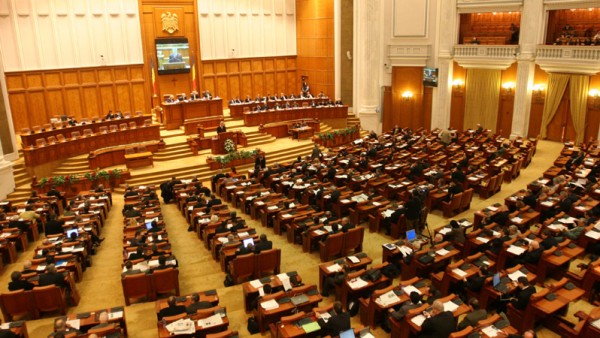 Camera Deputaților și Senatul, în sesiune ordinară de azi - sedintacameradeputatilor17102016-1535957204.jpg