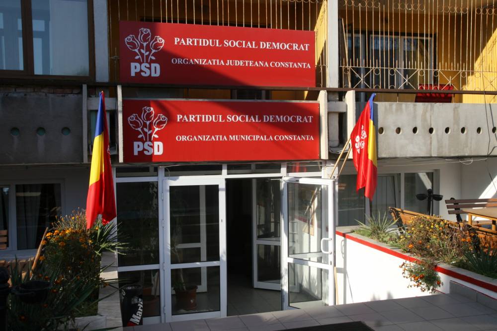 Șefii PSD se pregătesc de ședința de Birou - sefiipsdsediu222-1429790558.jpg