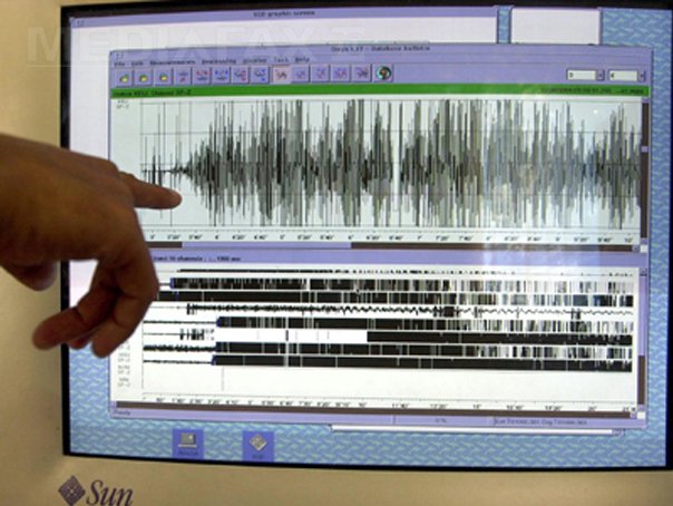 Cutremur cu magnitudinea de 4,5 grade pe scara Richter, produs în apropiere de Montreal - seismograf2-1349854254.jpg