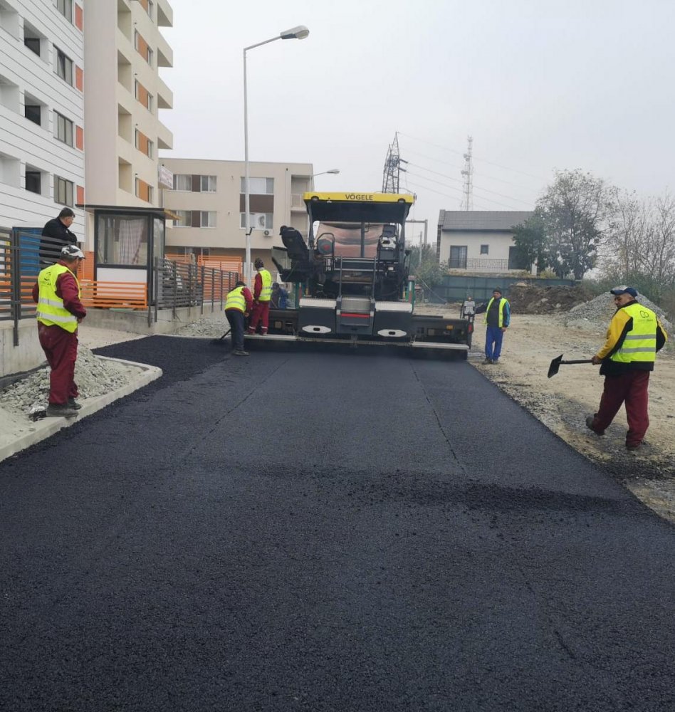 Lucrări de asfaltare, la Constanța - selucreaza-1574286212.jpg