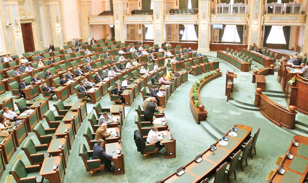 Senat: 14 ordonanțe aprobate de Guvernul Cioloș, adoptate tacit - senat-1486560466.jpg