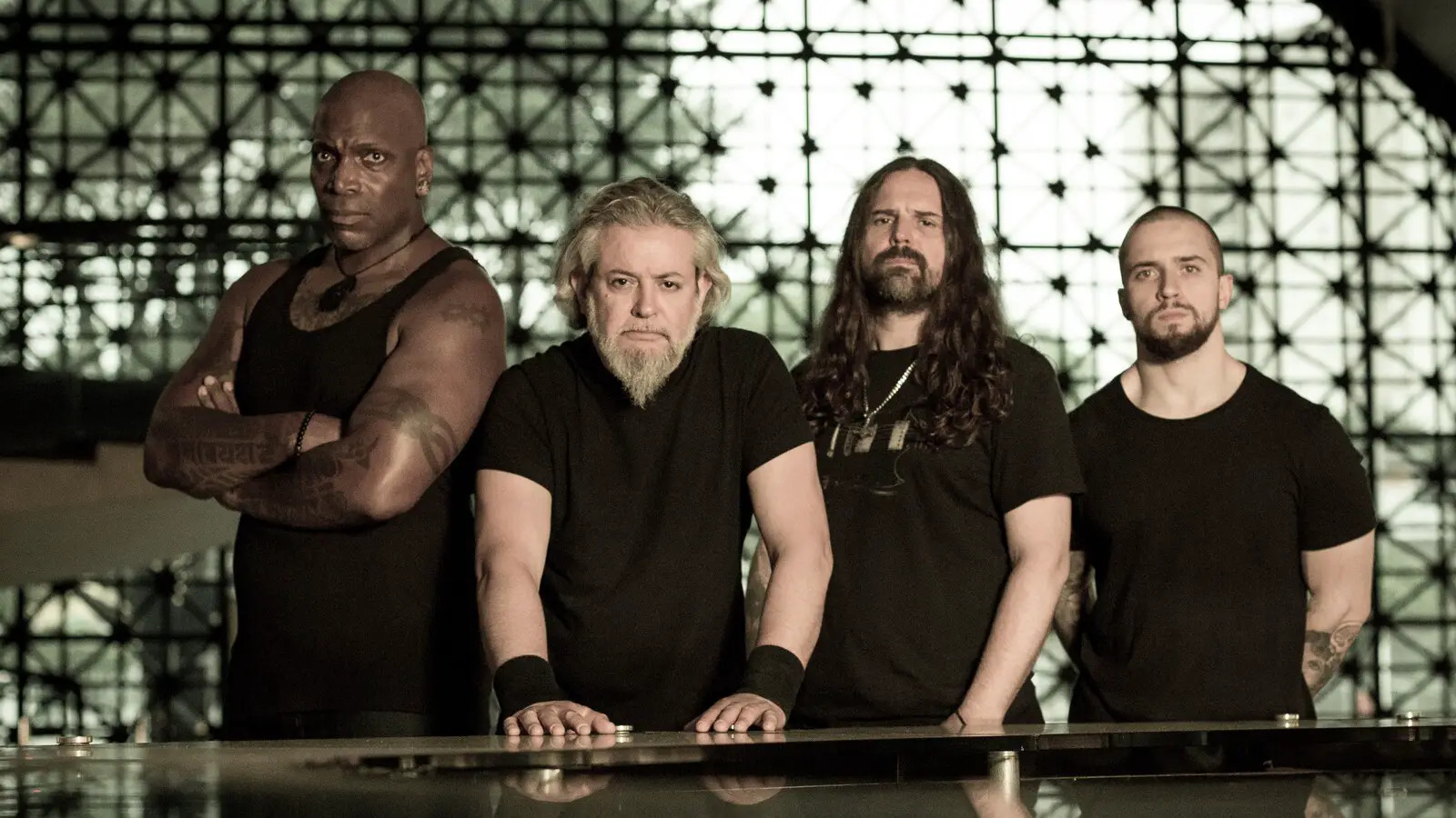 Sepultura, trupa braziliană de thrash metal, îşi anunţă turneul de adio, după 40 de ani de carieră - sepultura2020s-1702144132.jpeg