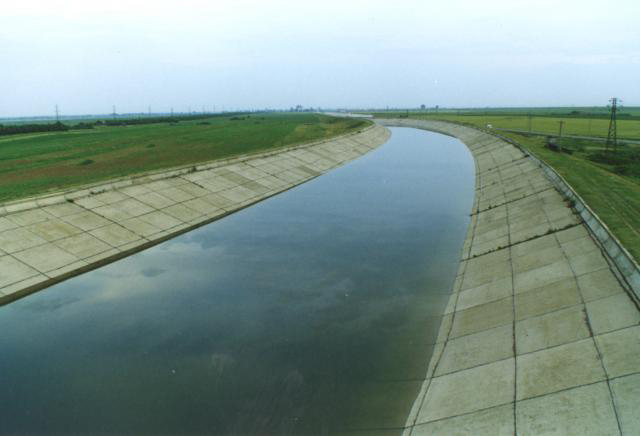 Se redeschid lucrările  Canalului Siret - Bărăgan - seredeschidlucrarile-1389113987.jpg