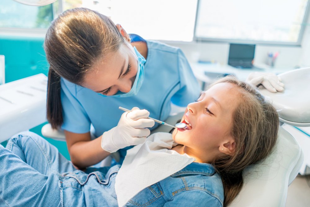 Servicii dentare gratuite pentru copii, la ABC Medical Center - servicii-dentare-1688310158.jpg