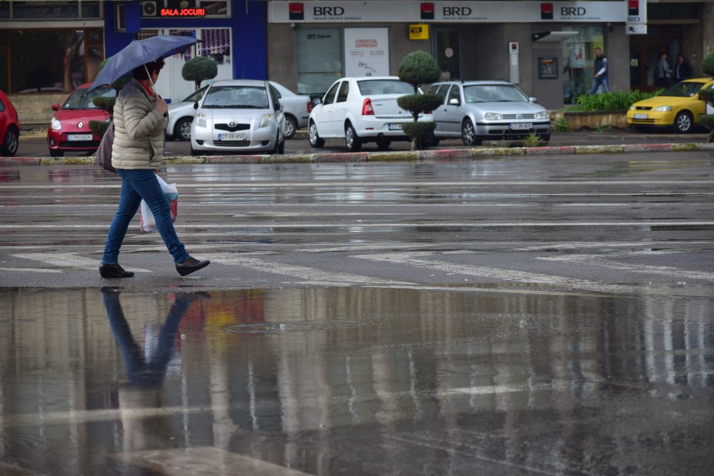 Se schimbă vremea, la Constanţa. Cod galben de ploi, din această după-amiază - seschimbavremea-1615794711.jpg