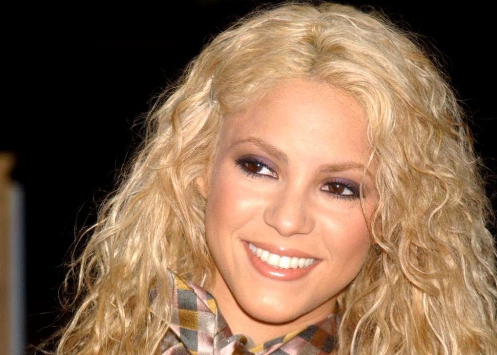 Shakira încalcă încă o dată codul rutier la Barcelona - shakira43-1331374335.jpg