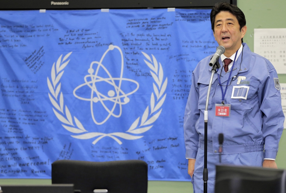 Premierul japonez intenționează să dispună construirea de noi reactoare nucleare - shinzoabe-1356942241.jpg