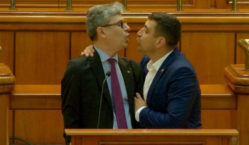 Virgil Popescu, după ce a fost luat de gât de Simion la tribuna Parlamentului: ”Se uita amenințător în ochii mei” - simion-1644249904.jpg