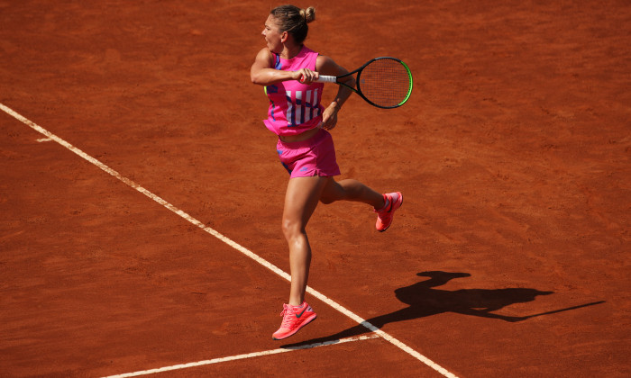 Simona Halep s-a calificat în semifinalele turneului de la Roma, după abandonul Iuliei Putinţeva - simona-1600524779.jpg