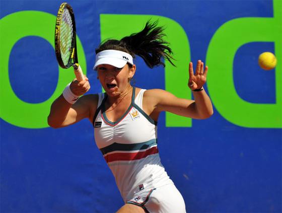 Tenis / Simona Halep s-a calificat în sferturile turneului de la Fes - simonahalep-1335364057.jpg