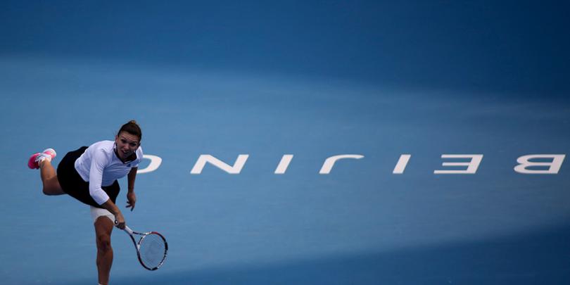 Tenis / Simona Halep, ELIMINATĂ de chinezoaica Shuai Zhang în optimi la Beijing - simonahalep-1475764645.jpg