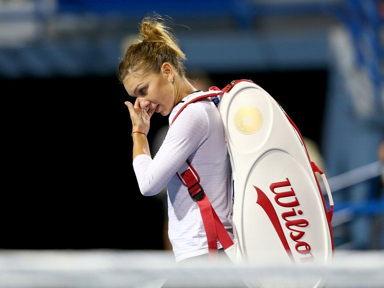 Tenis / Simona Halep, învinsă în primul tur de Maria Șarapova - simonahalep-1503990057.jpg