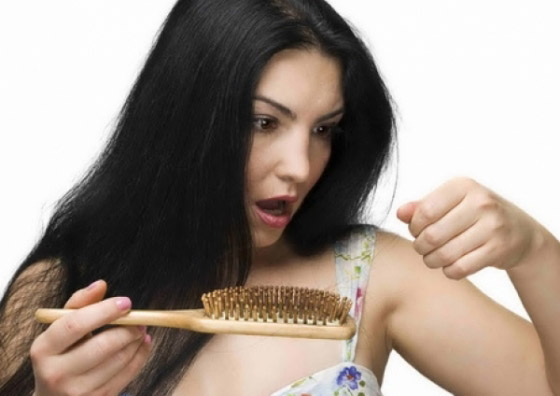 Cum ajuți părul să nu mai cadă - sitecaderepar-1403181971.jpg
