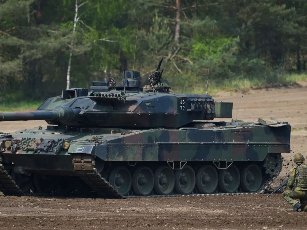 Slovacia va păstra tancurile Leopard care înlocuiesc echipamentul trimis deja Ucrainei - slovaciatancuri-1674741297.jpg