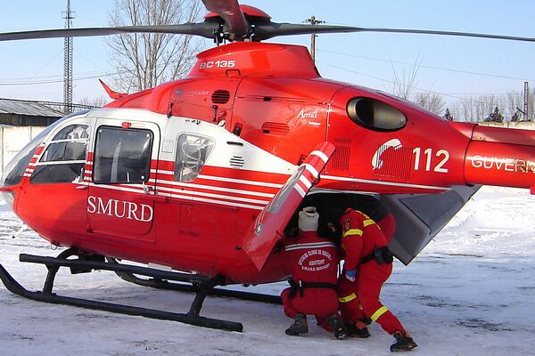 Turiști surprinși de o avalanșă la Bâlea Lac. Un elicopter SMURD intervine - smurd-1422712160.jpg