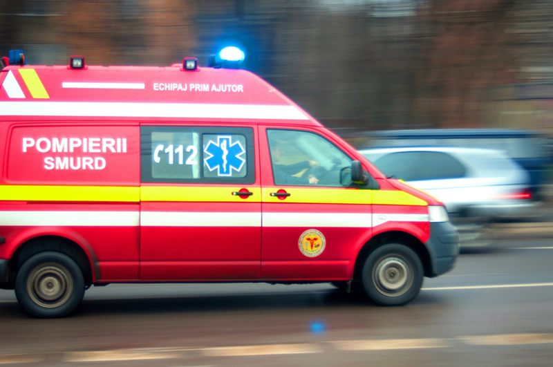Femeie căzută pe stradă, la Constanţa, readusă la viaţă de cadrele medicale de pe Ambulanţă: 