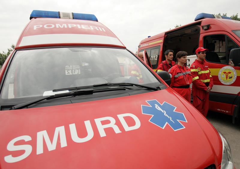 Realizatoare TV din România, moartă într-un teribil accident rutier - smurd2-1429354090.jpg