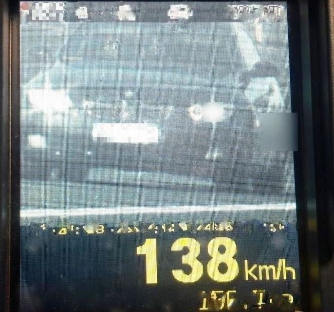 Urmărire ca în filme. Şofer fără permis, cu 138 de km pe oră, în oraşul Năvodari, prins şi încătuşat - sofer-1629800198.jpg