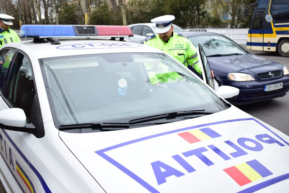 Alcool și viteză la volan! Șofer din Constanța, reținut de polițiști - soferretinut-1579638737.jpg