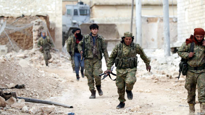 Soldații turci și rebelii sirieni au pătruns  în Al-Bab, un fief  al grupării Stat Islamic - soldatii-1486901516.jpg