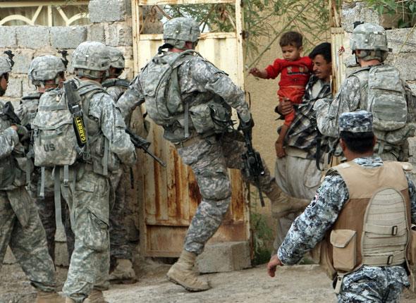 Sute de militari americani, expuși unor agenți chimici în Irak - soldatiusa-1415361950.jpg