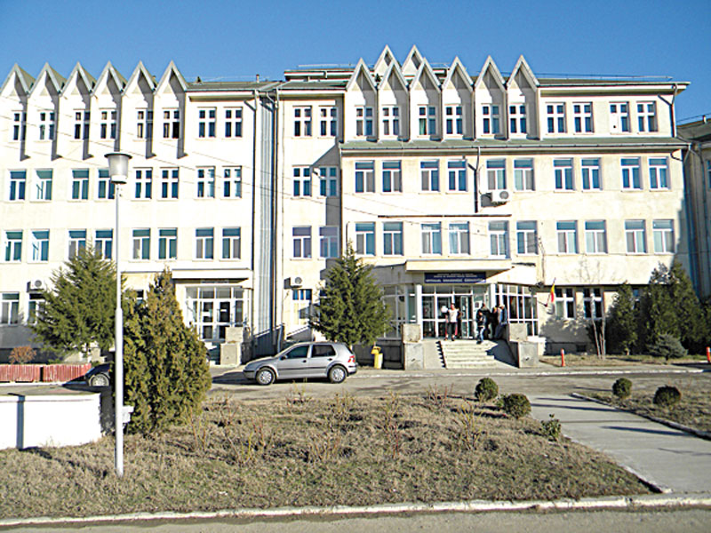 Directorul Spitalului Cernavodă, sancționat cu 2.000 de lei - spitalcernavoda-1318330762.jpg