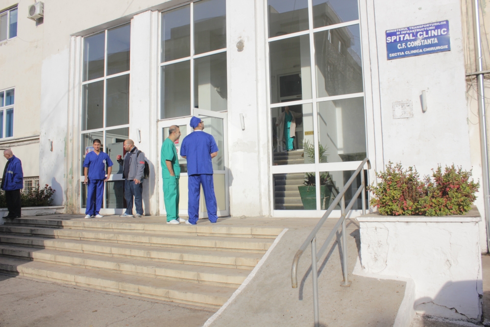 Spitalul CFR Constanța își schimbă directorul medical - spitalcfrportsediu6-1365674295.jpg