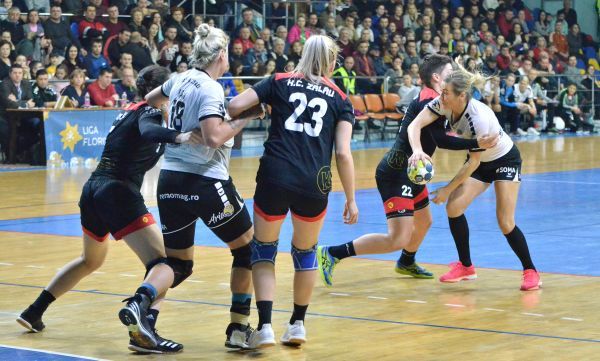 Handbal feminin:HC Zalău a câștigat Cupa Consiliului Județean Sălaj - sport-1640265445.jpg