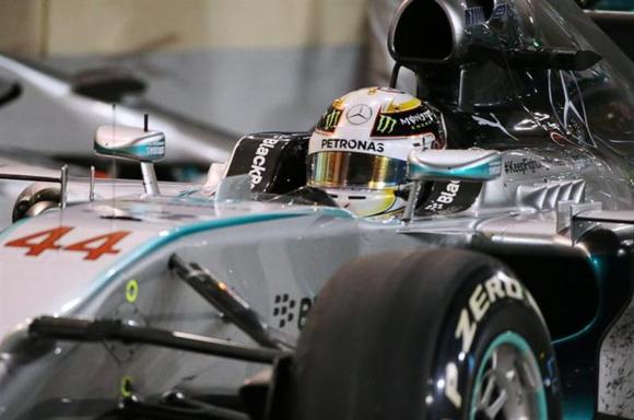 Auto - F1: Hamilton (Mercedes) a câștigat Marele Premiu al Bahreinului - sportinternationalhamilton0704-1396863728.jpg