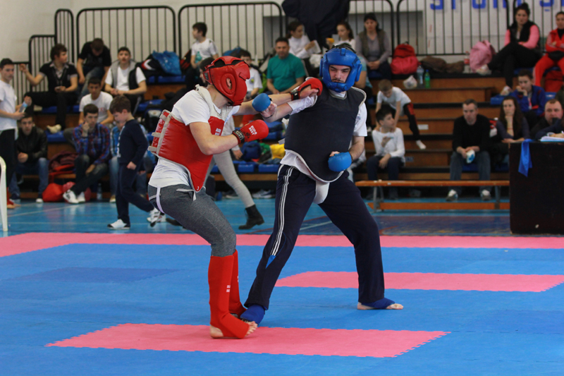 Sportivii constănțeni au dominat Naționalele de Kung-Fu - sportiviikungfu-1446401137.jpg