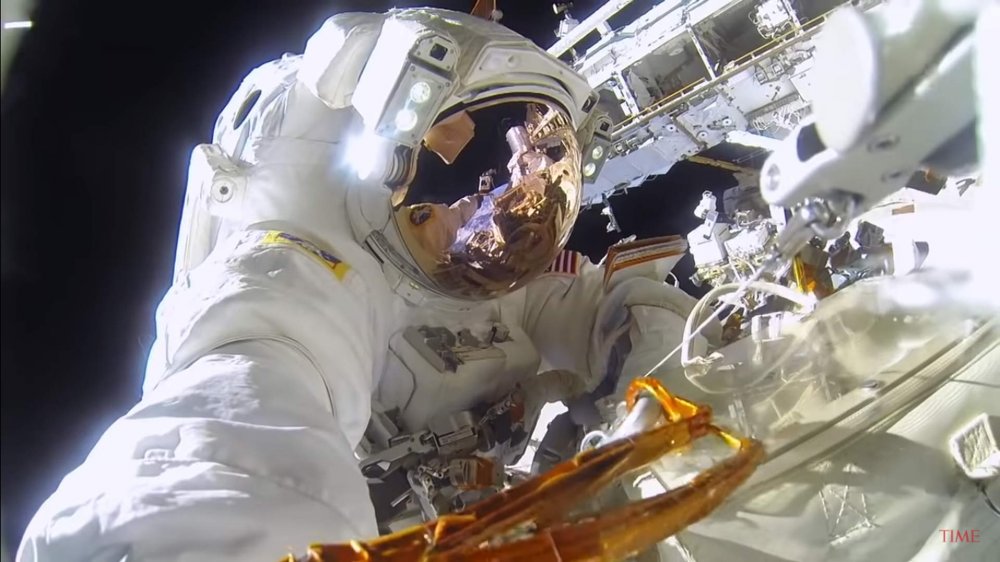 NASA investighează prima infracțiune comisă în spațiu. Ce a făcut o astronaută - ssi-1566651208.jpg