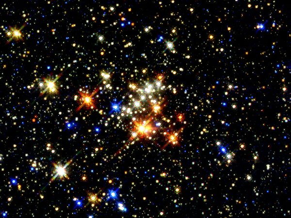 Fenomen misterios! Ce se va vedea în această noapte pe cer - stars1230600x450-1418457424.jpg