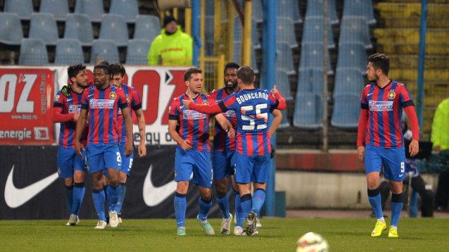 Fotbal: Steaua, calificată în finala Cupei Ligii, deși învinsă de Astra, cu 2-0 - steauasursalpfro-1426148928.jpg