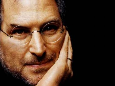 Steve Jobs a murit - stevejobsphoto-1317934402.jpg