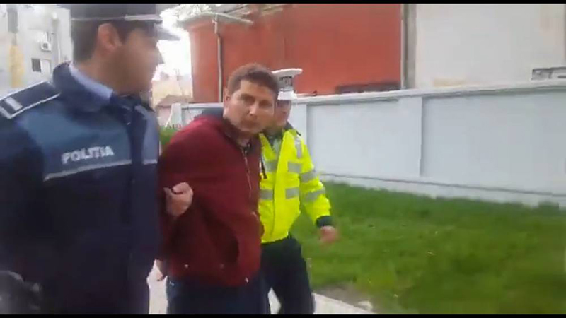 Stomatologul  care a spart  barajul polițiștilor,  în arest preventiv - stomatologul-1493737555.jpg