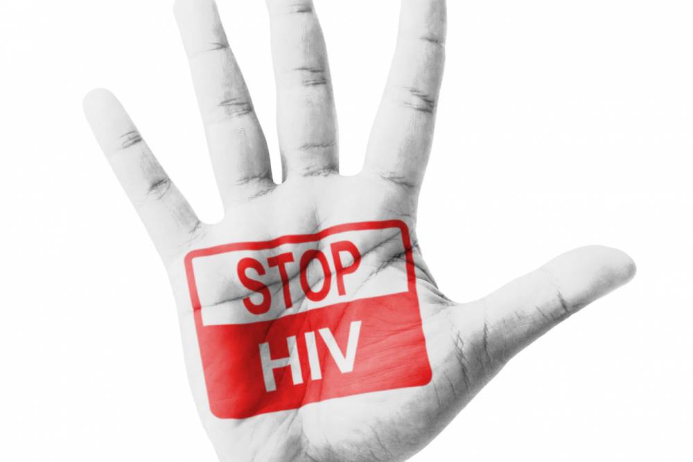 Mii de persoane cu HIV, în România - stophiv3x2-1443000503.jpg