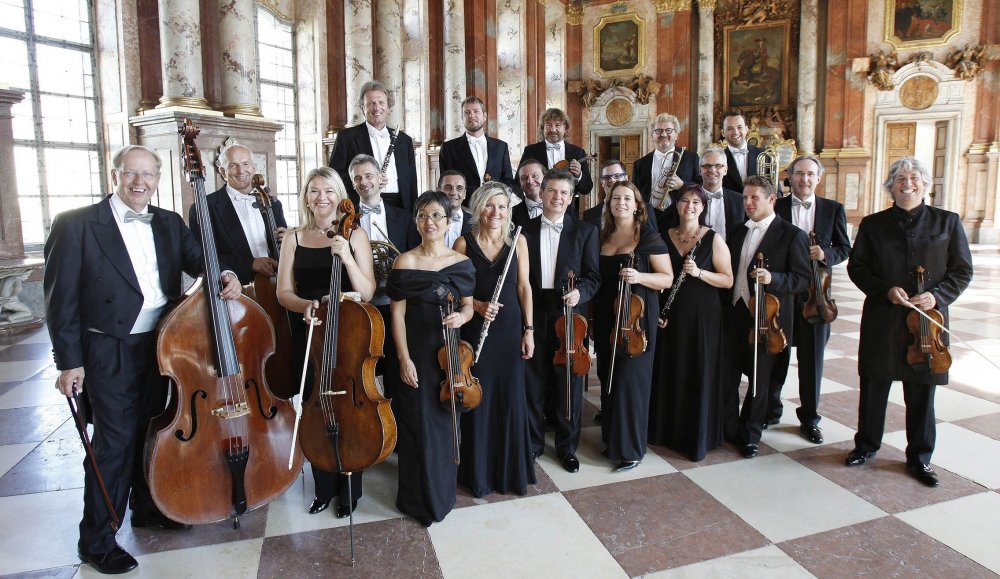 Johann Strauss Ensemble, 7 concerte superbe în România, de Crăciun - strauss-1573049999.jpg