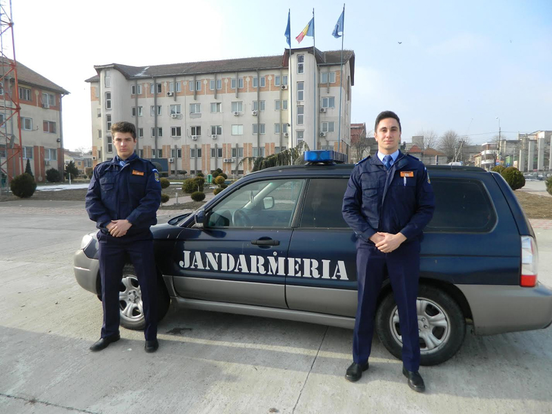 Studenți ai Academiei de Poliție, în practică la IJJ Constanța - studenti-1487093097.jpg
