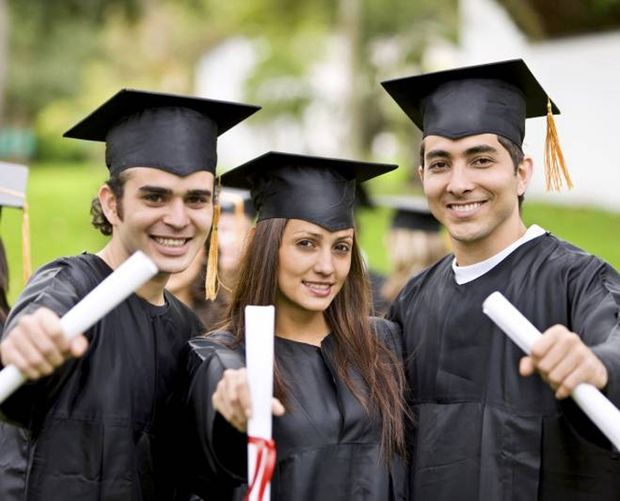 Diplomele obținute în străinătate, recunoscute și echivalate de statul român - studenti20-1506857706.jpg