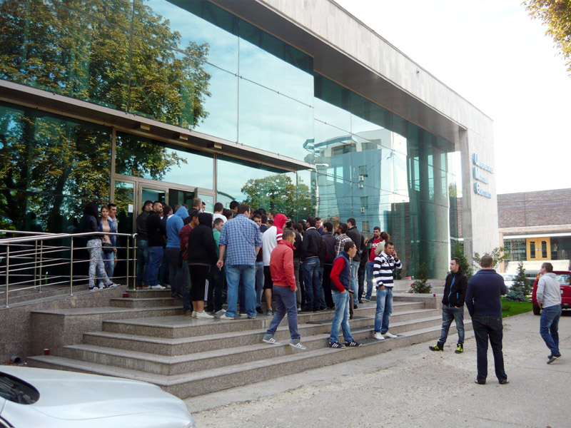 Studenții și elevii constănțeni ies în stradă - studentiiiesinstrada-1384099043.jpg