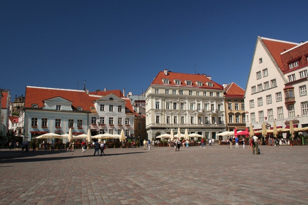 Tallinn, prima capitală din lume unde locuitorii circulă gratuit cu transportul public - tallinn102-1365080356.jpg