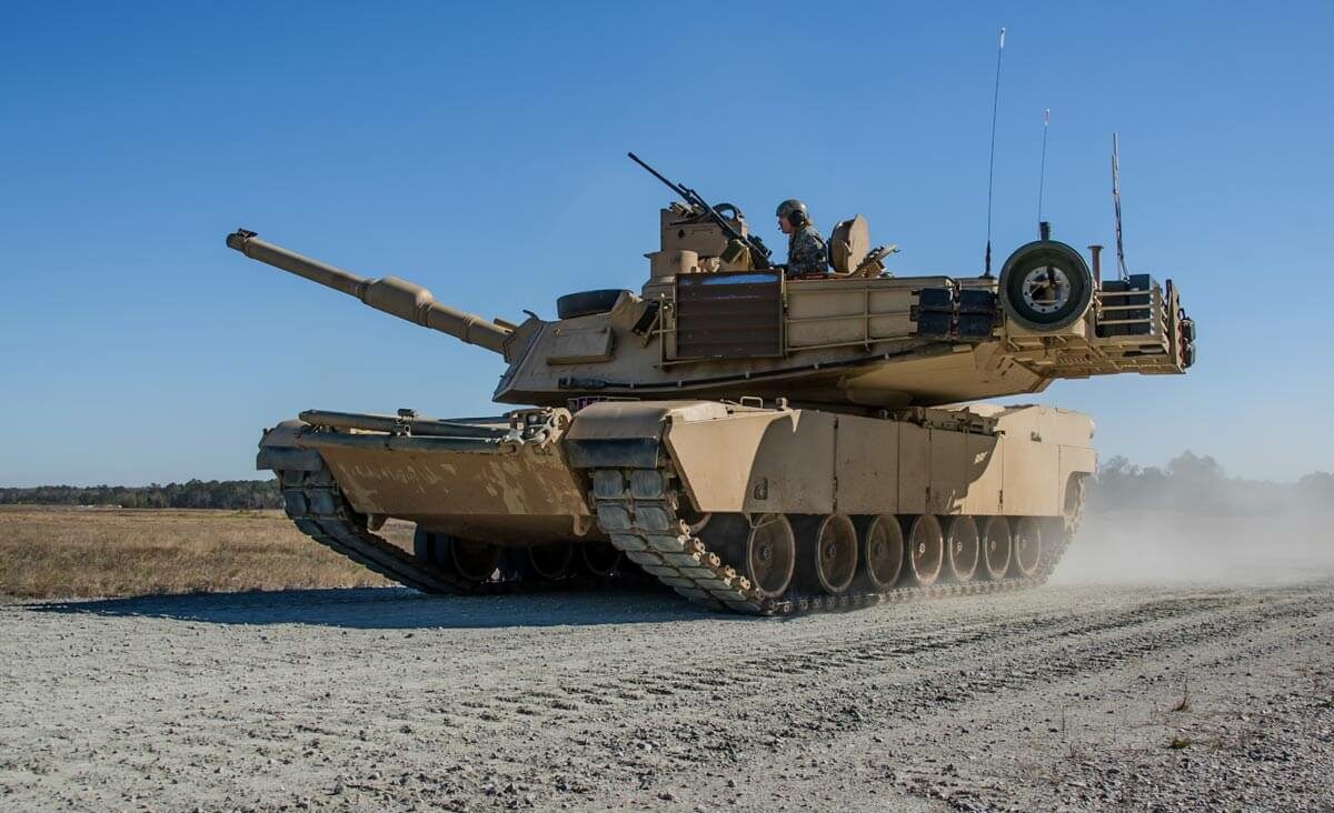 Ambasadoarea SUA: Tancurile Abrams vor oferi României o platformă modernă şi fiabilă pentru a descuraja agresiunea - tancabramse1672843713443-1699616816.jpg