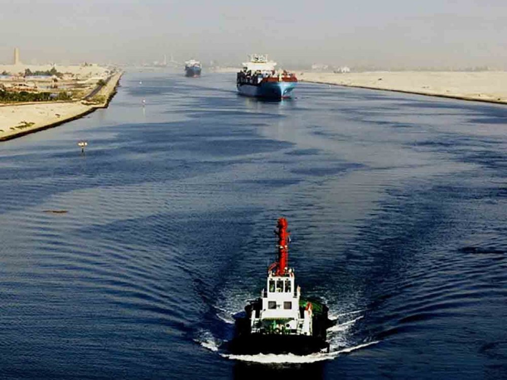 Taxele de tranzit pe Canalul Suez vor fi majorate cu până la 15%. Consumatorii români, afectați - taxeledetranzitpecanalulsuez-1663608530.jpg