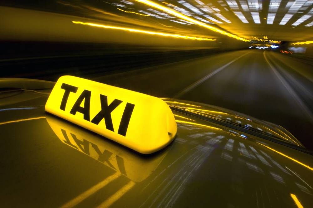 Noi reglementări pentru activitatea de taximetrie - taxi2-1461763336.jpg