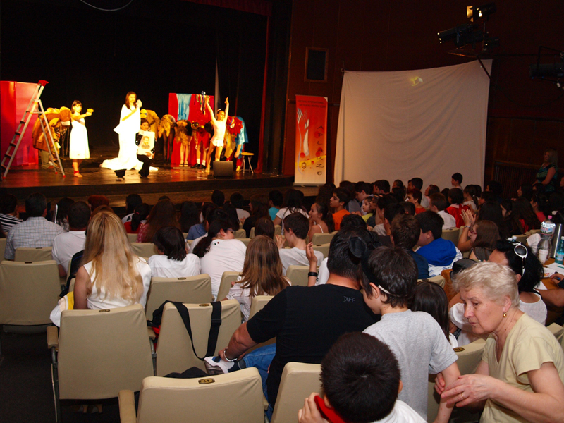 Teatru pentru cei mici. Ce spectacole sunt, săptămâna aceasta, la Constanța - teatruldecopii-1422199949.jpg