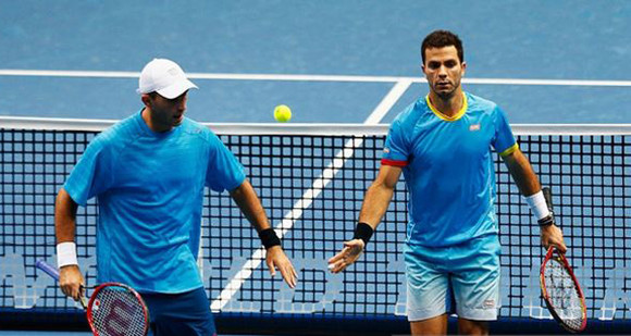 Tenis / Tecău și Rojer au ajuns în finala turneului de la Madrid - tecaurojer2-1462633953.jpg