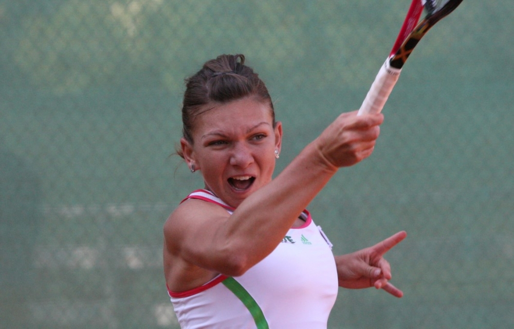 Tenis / Simona Halep, sfert-finalistă la dublu, în Luxemburg - tenis-1319115771.jpg