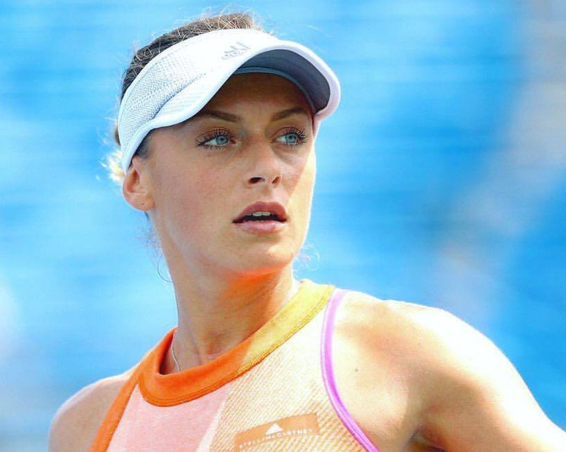 Tenis / Ana Bogdan, învinsă de Sara Errani în turul întâi, la Parma - tenisana-1621426570.jpg