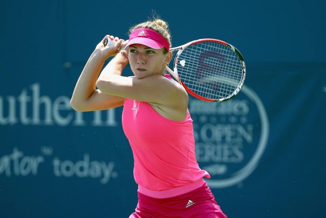Tenis: Simona Halep s-a retras din proba de dublu de la China Open - tenishalepdublu-1412239858.jpg